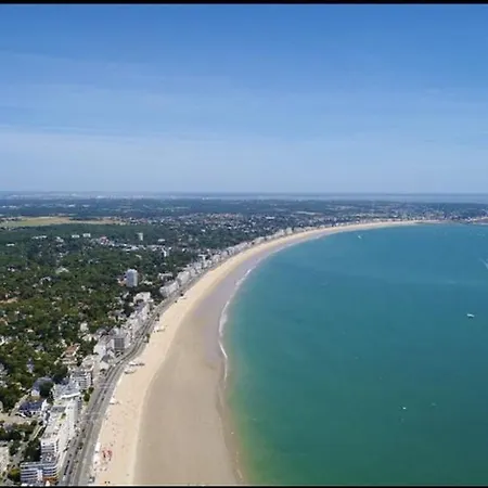 Charming Duplex, 4bdr 6p, 2 Min Benoit Beach, Apartment